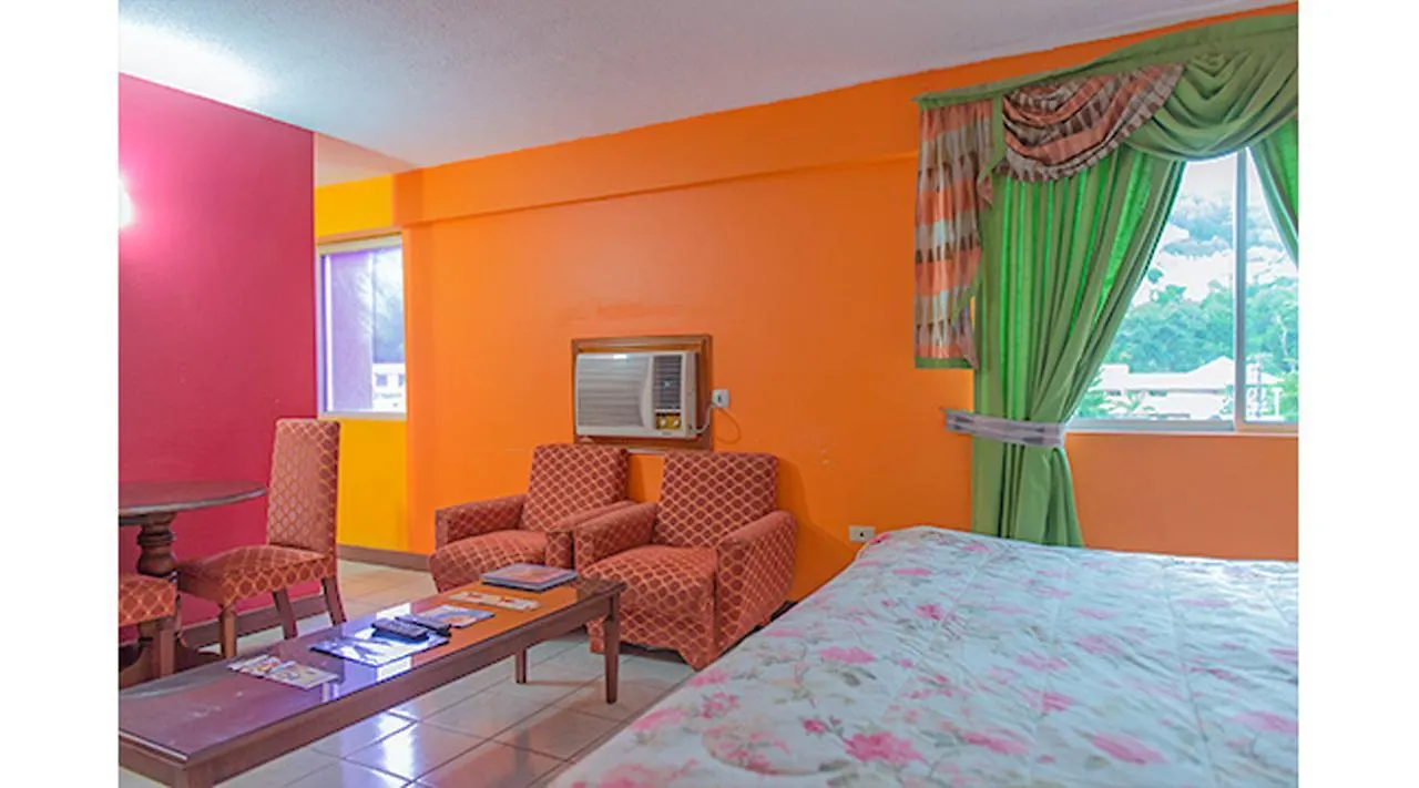 Sundreamer Suite @ Turtle Towers Ocho Rios